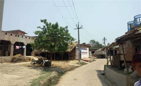 This Village In Uttar Pradesh Has No Electricity