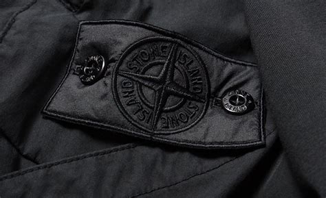 Что означает патч Stone Island