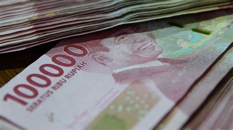 Tuesday Rupiah Closed Slightly Weakening Percent To Rp Per