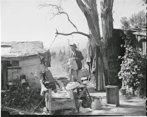 On The Road 24 Vintage Photos Of Hobo Life In America