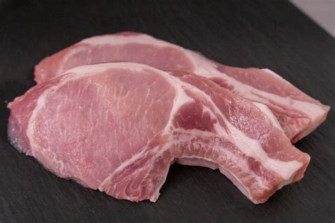 C Te Premi Re De Porc Les Salaisons De Chartreuse