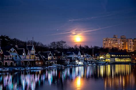 Boathouse Row & Full Moon | House boat, The row, Night scene