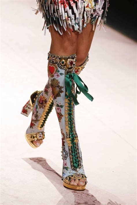 Arriba 41 Imagen Dolce And Gabbana Runway Shoes Abzlocal Mx