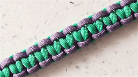 How To Make Paracord Bracelet With Two Colors