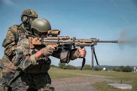 El Ejército Alemán prueba la nueva ametralladora MG4 A3