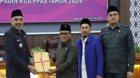 Bupati Zaki Serahkan Pengantar Kua Ppas Ta Proyeksi Pendapatan