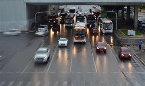 Mudanças no Código de Trânsito começam a valer neste mês Folha Regional