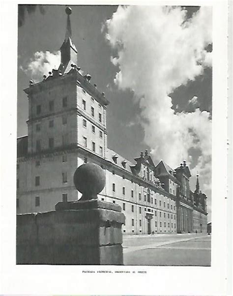 Lamina Fachada Principal De El Escorial By G Gomez De La Serna