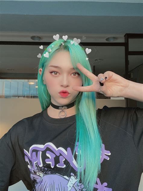 Alexa ️👑 On Twitter V Live Ur Emotional Support Kpop Girl T