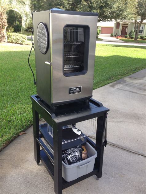 Diy Smoker Stand With Wheels Do It Yourself