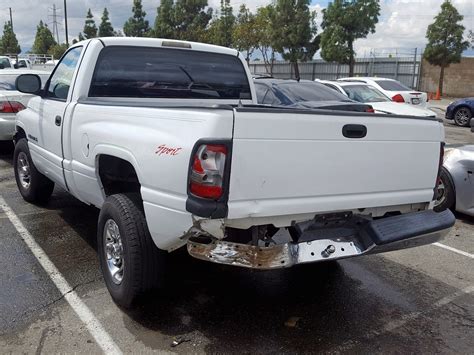 2000 Dodge Ram 1500 For Sale Ca Rancho Cucamonga Tue Jan 19 2021 Used And Repairable