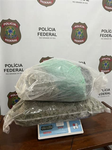 Pf Prende Duas Mulheres Por Tr Fico Transnacional De Drogas Pol Cia