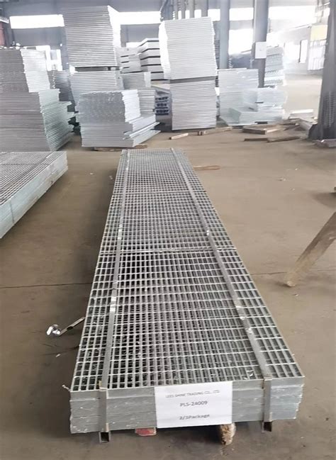 Galvanized Safety Linear Swimming Pool Tree Floor Drain Grate Trench