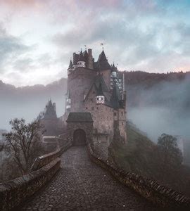 Travel Stories from Haunted castles in Europe, Haunted castles in ...