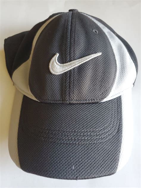 Nike Unisex Cap Black And Gray Dri-Fit Fitted - Gem