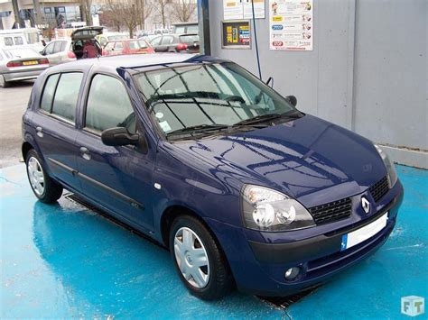 Troc Echange Vends ou échange Clio 2 DCI 65 30 000 km sur France Troc