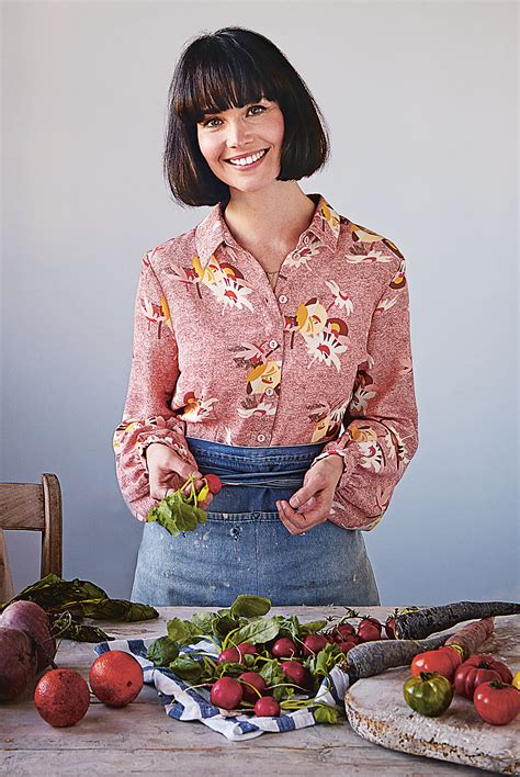 Interview Series: Áine Carlin - Chic Vegan