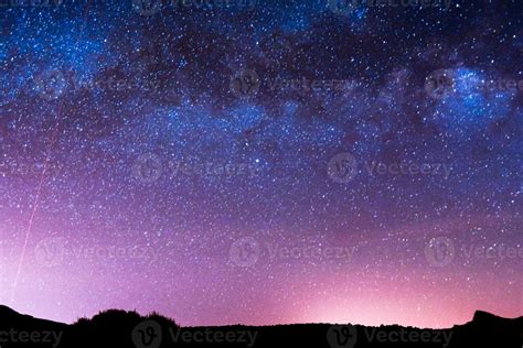 Starry night view 17650921 Stock Photo at Vecteezy