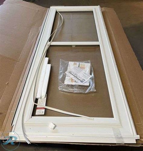 Larson 14604031 Tradewinds Selection 32 In X 81 In White Full View Retractable Screen Aluminum