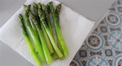 Asperges vertes œuf mollet parmesan My Beautiful DinnerMy Beautiful