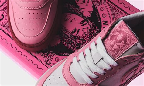 Martha Stewart Shares Nude Shoot For Spy Magazine Cover