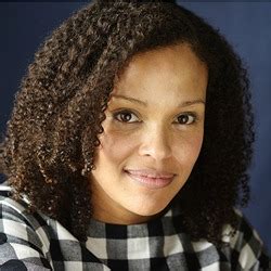 hollywood novelist jesmyn ward biography news   nettvu