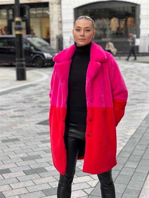 Pink And Red Pink Faux Fur Coat Stylish Winter Outfits Pink Coat Outfit