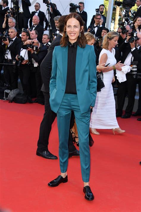 The Latest Bella Hadid Naked Dress May Just Be The Most Glamorous Yet