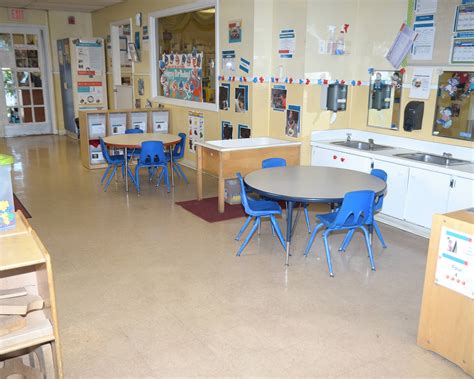 La Petite Academy of Orlando in Orlando, FL | 7303 Lake Underhill Road