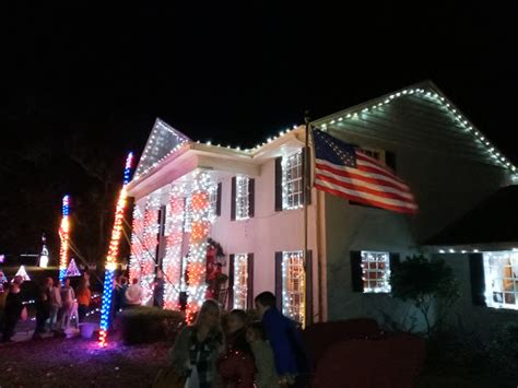 Cottom Farm Christmas Village In Weirsdale Fl