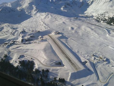 Flight from Paris to Courchevel - Direct and non-stop with Alpine Airlines