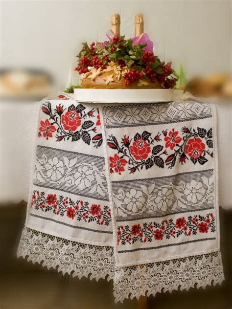 Свадебный рушник: вышиваем крестом приданное (схемы)