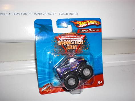 Hot Wheels Monster Jams Speed Demons Maniac Amazon Ca Toys Games