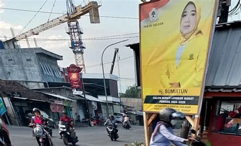 Baliho Bakal Calon Bupati Lombok Barat Yang Akan Maju Di Pemilihan