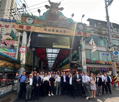 CNA Visita Embaixada Do Brasil E Mercado De Carnes Na Coreia Do Sul