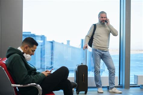 Traveling Hacks: Insider Tips for Stress-Free Journeys – Nomad Lane