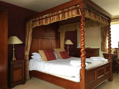 Tudor House Hotel Updated 2021 Prices Reviews And Photos