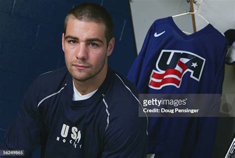 Montreal Canadiens Chris Higgins Photos Et Images De Collection Getty