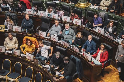 Tras El Acto De Villarruel Legisladores Porte Os Lucieron En Sus