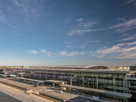 Erweiterung Calgary International Airport Transsolar Klimaengineering