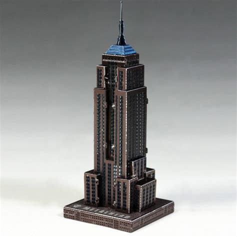 3D Pussel Metall Byggnader Empire state building i färg BraBilligt