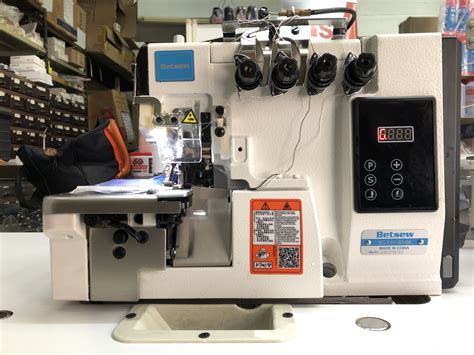 Overlock 4 Hlos Con Atraque Marca Betsew Maquineria Paternal