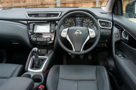 Nissan Qashqai (2014-2017) Interior & Infotainment | carwow