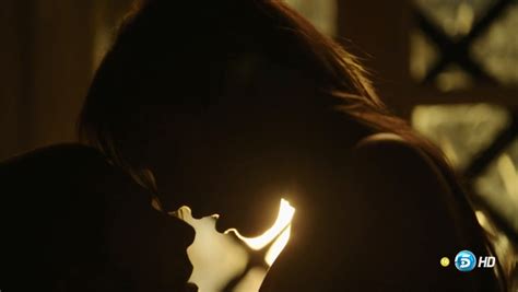 Naked Irene Montalà in Hermanos