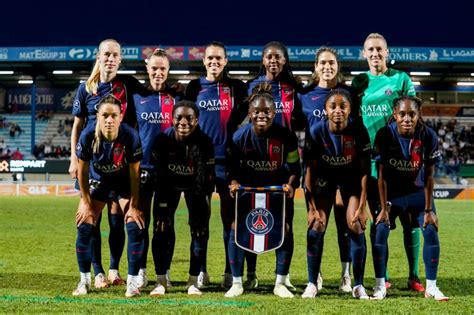 Le Puy Foot Psg Les Quipes Officielles