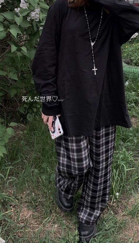 ໒꒰ྀི´ ˘ ` ꒱ྀིა | Cute outfits, Retro outfits, Cool outfits