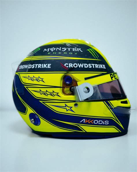 Helmet designs of Lewis Hamilton (Mercedes) from 2022 : r/f1helmet