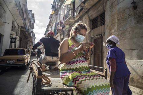 Santeros Cubanos Auguran Tensiones Pol Ticas Y Aumento De Desastres