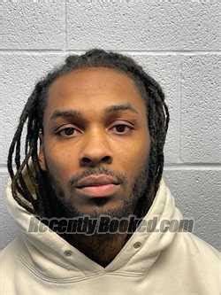 Recent Booking Mugshot For MALIK ALONZO MOSS WARE In Lake County Indiana