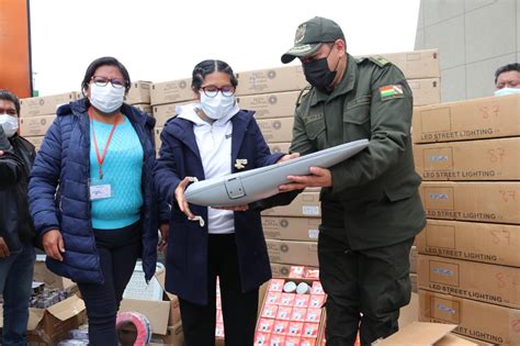 Alcaldesa Entrega Luminarias LED Para Fortalecer La Seguridad Ciudadana